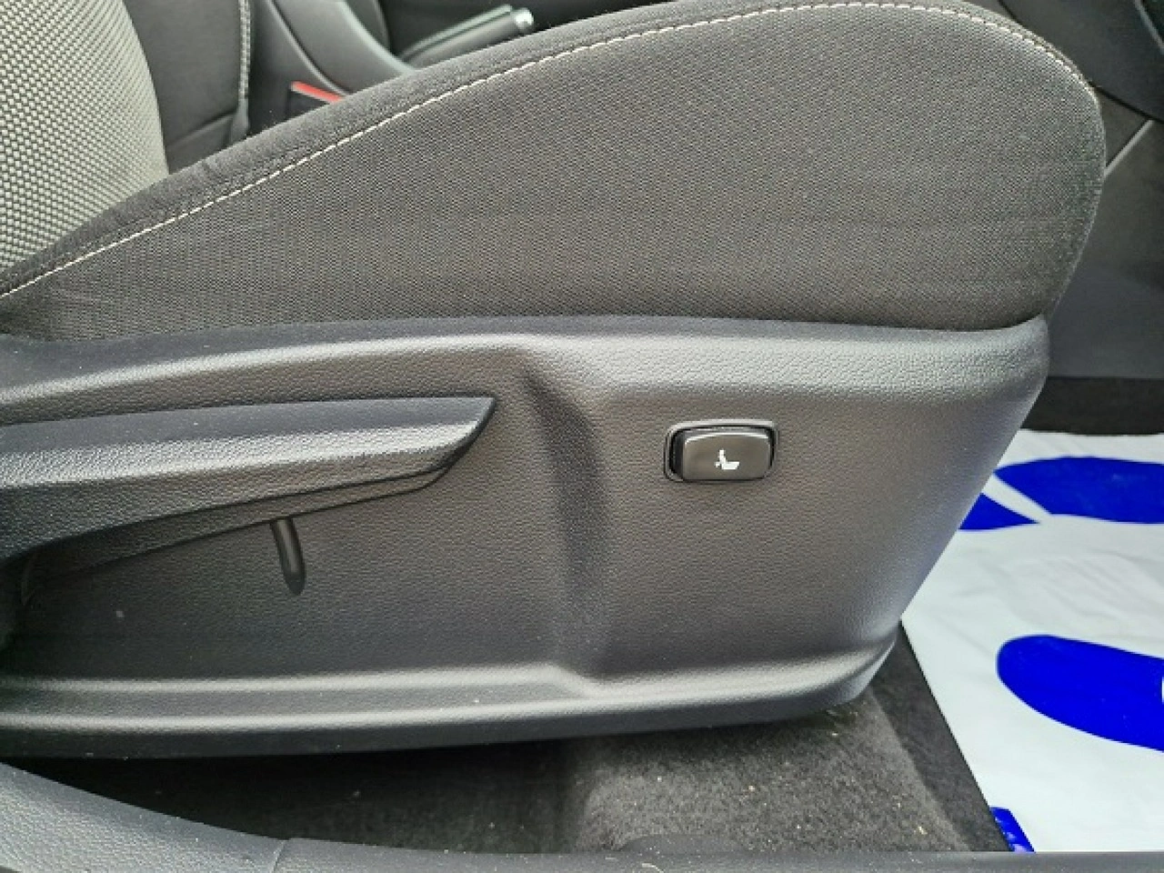 Kia Ceed - Zdjęcie 20