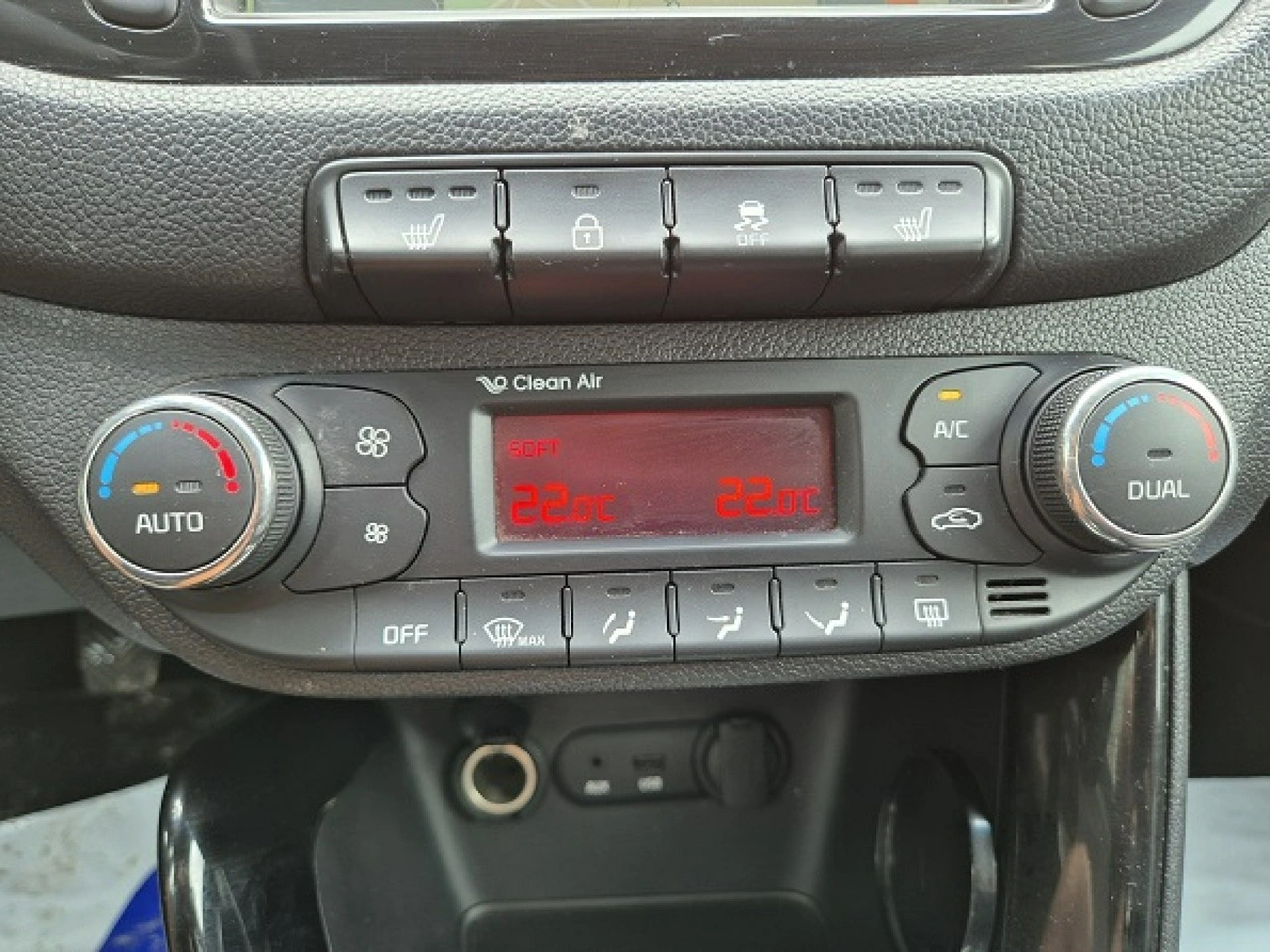 Kia Ceed - Zdjęcie 40