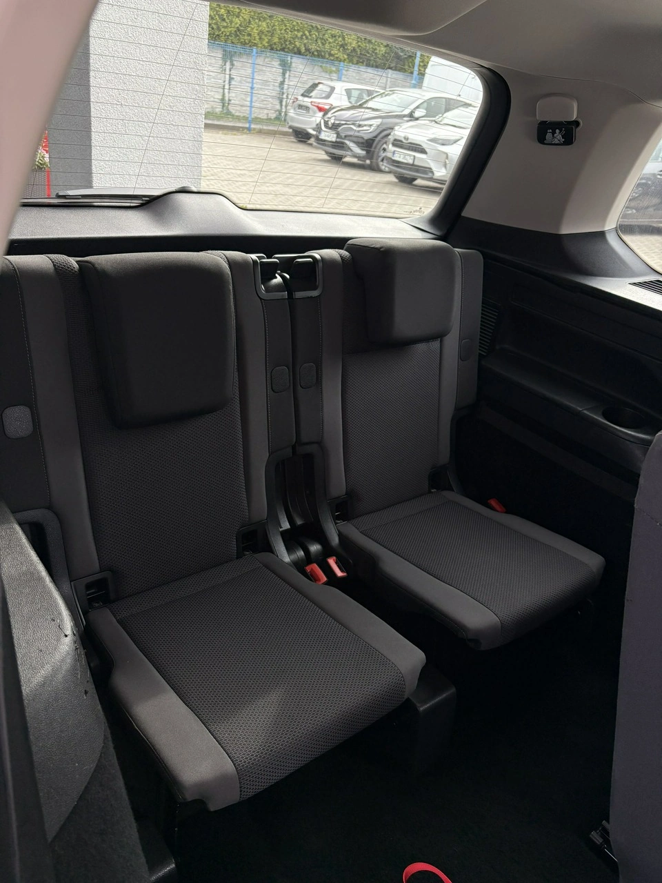 Volkswagen Touran - Zdjęcie 15