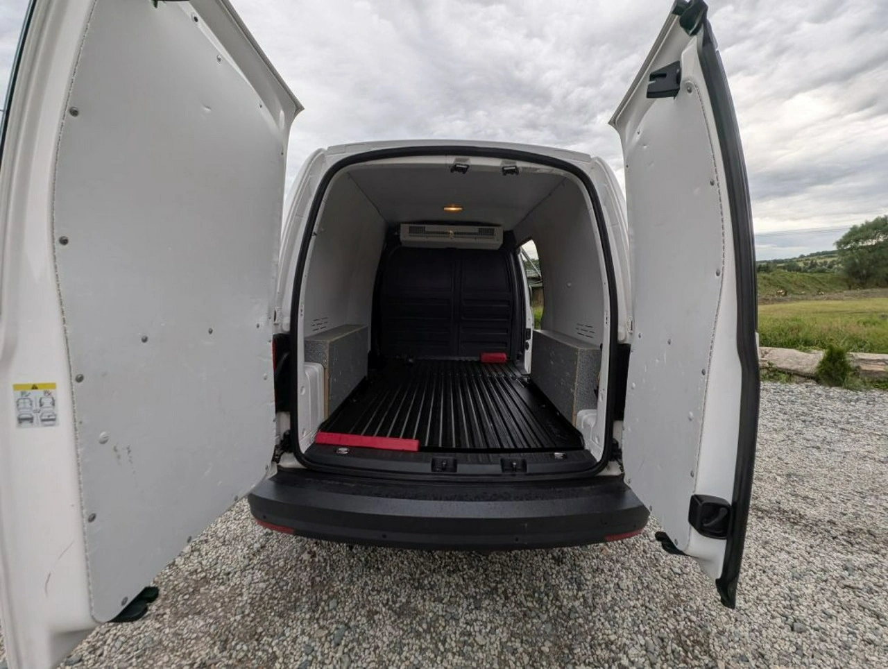 Volkswagen Caddy - Zdjęcie 8