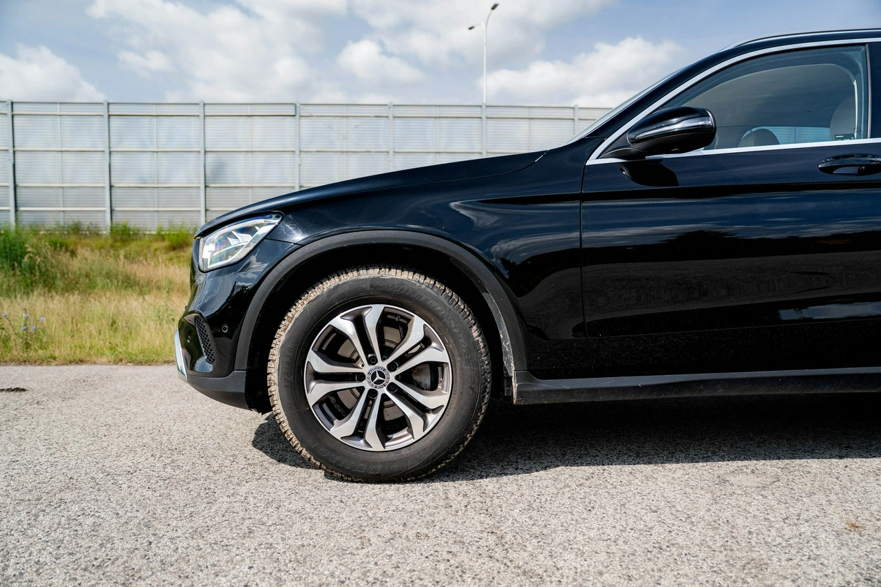 Mercedes GLC 220 - Zdjęcie 10