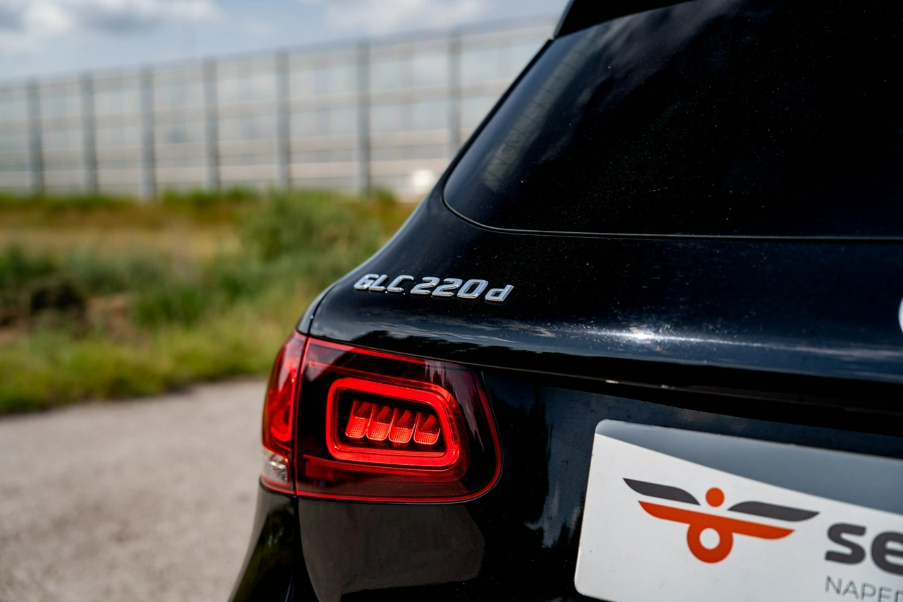 Mercedes GLC 220 - Zdjęcie 12