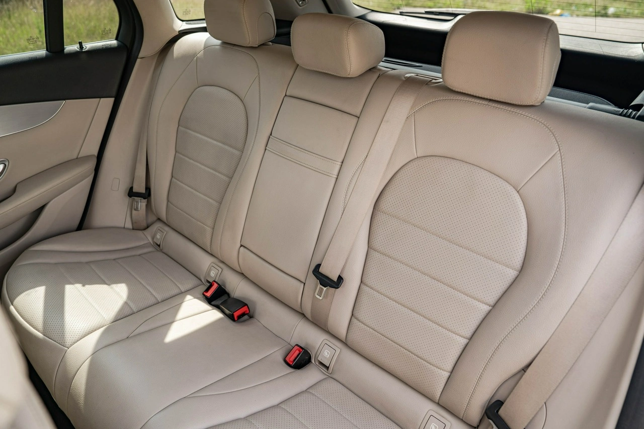 Mercedes GLC 220 - Zdjęcie 25