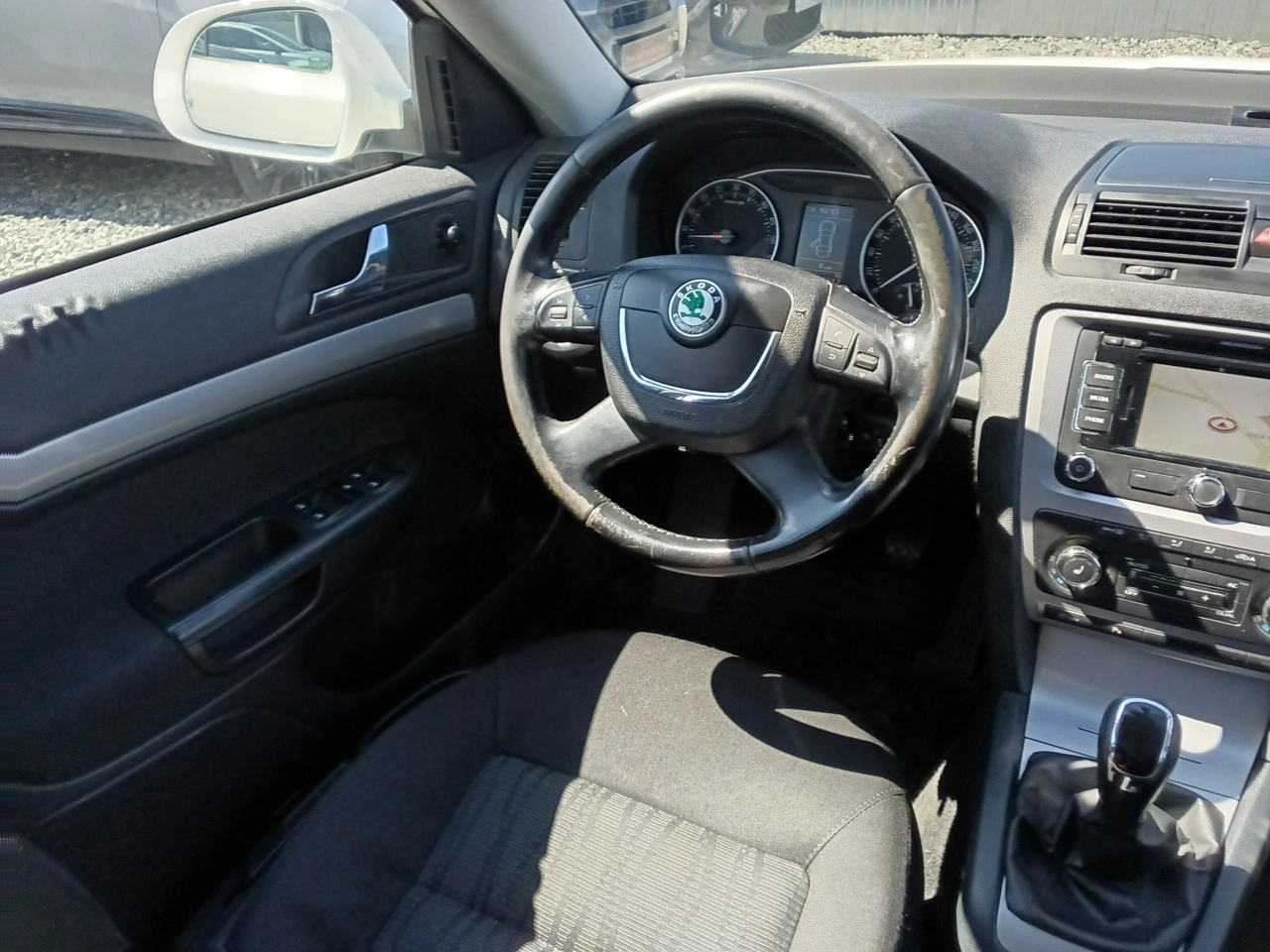 Skoda Octavia - Zdjęcie 11