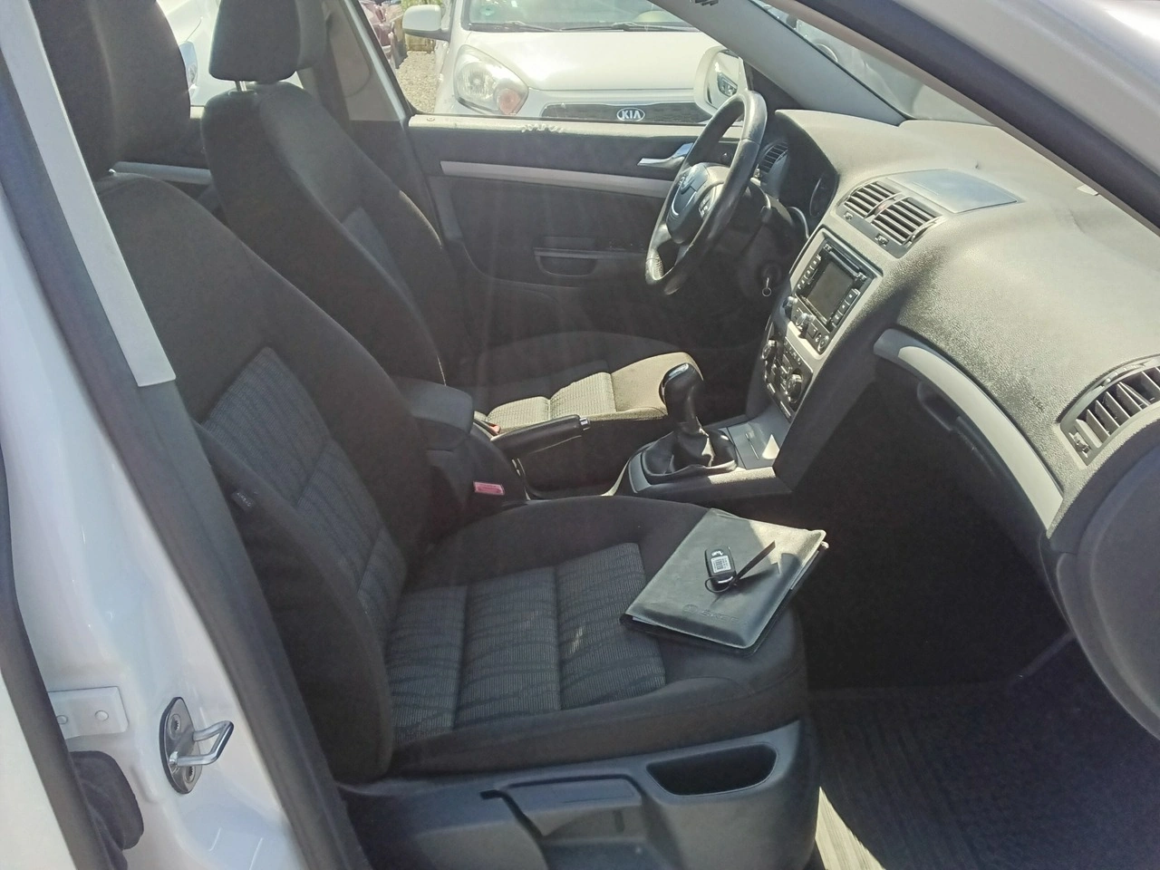 Skoda Octavia - Zdjęcie 14