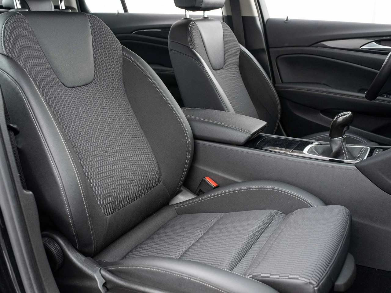 Opel Insignia - Zdjęcie 28