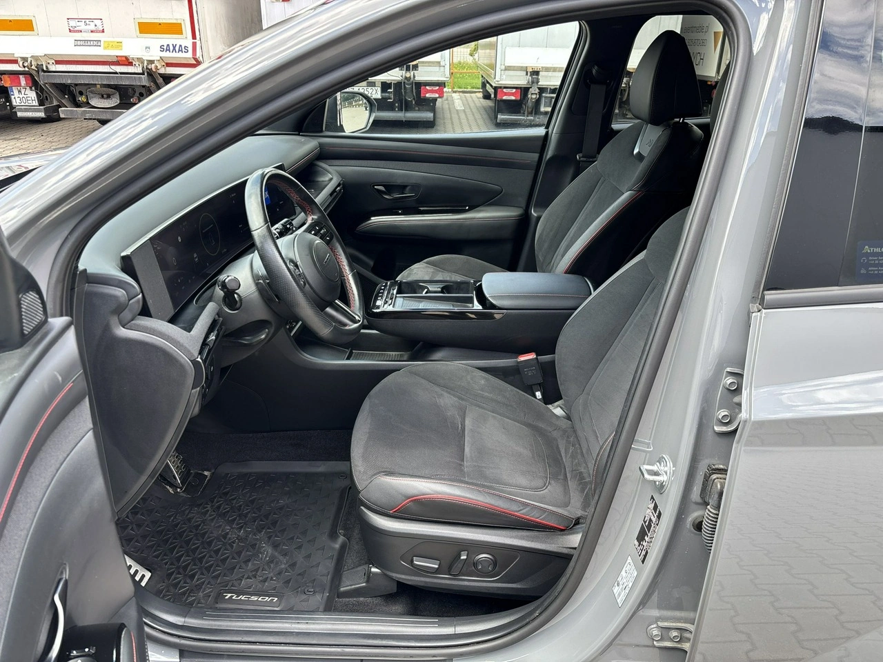 Hyundai Tucson - Zdjęcie 9