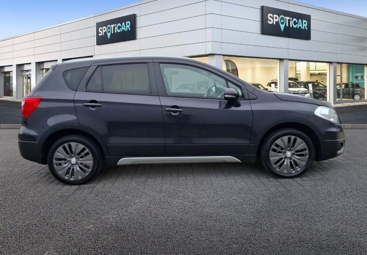 Suzuki SX4 S-Cross - Zdjęcie 4