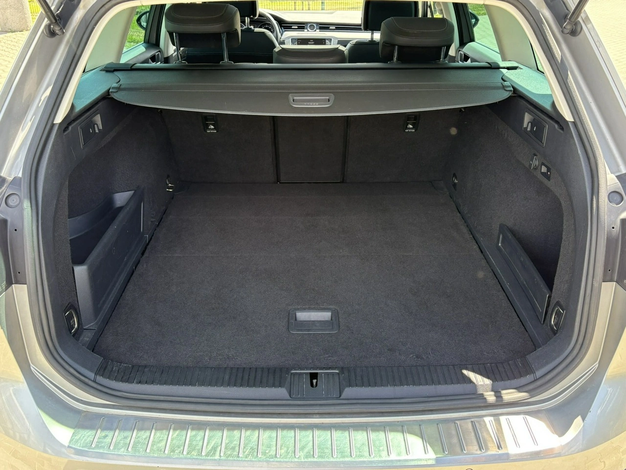 Volkswagen Passat Alltrack - Zdjęcie 11