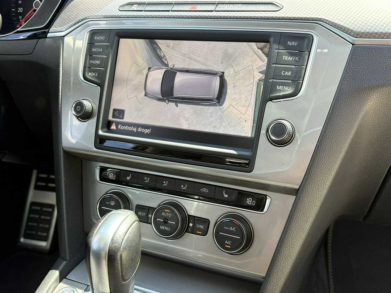 Volkswagen Passat Alltrack - Zdjęcie 17