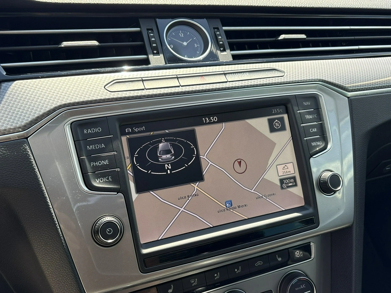 Volkswagen Passat Alltrack - Zdjęcie 28