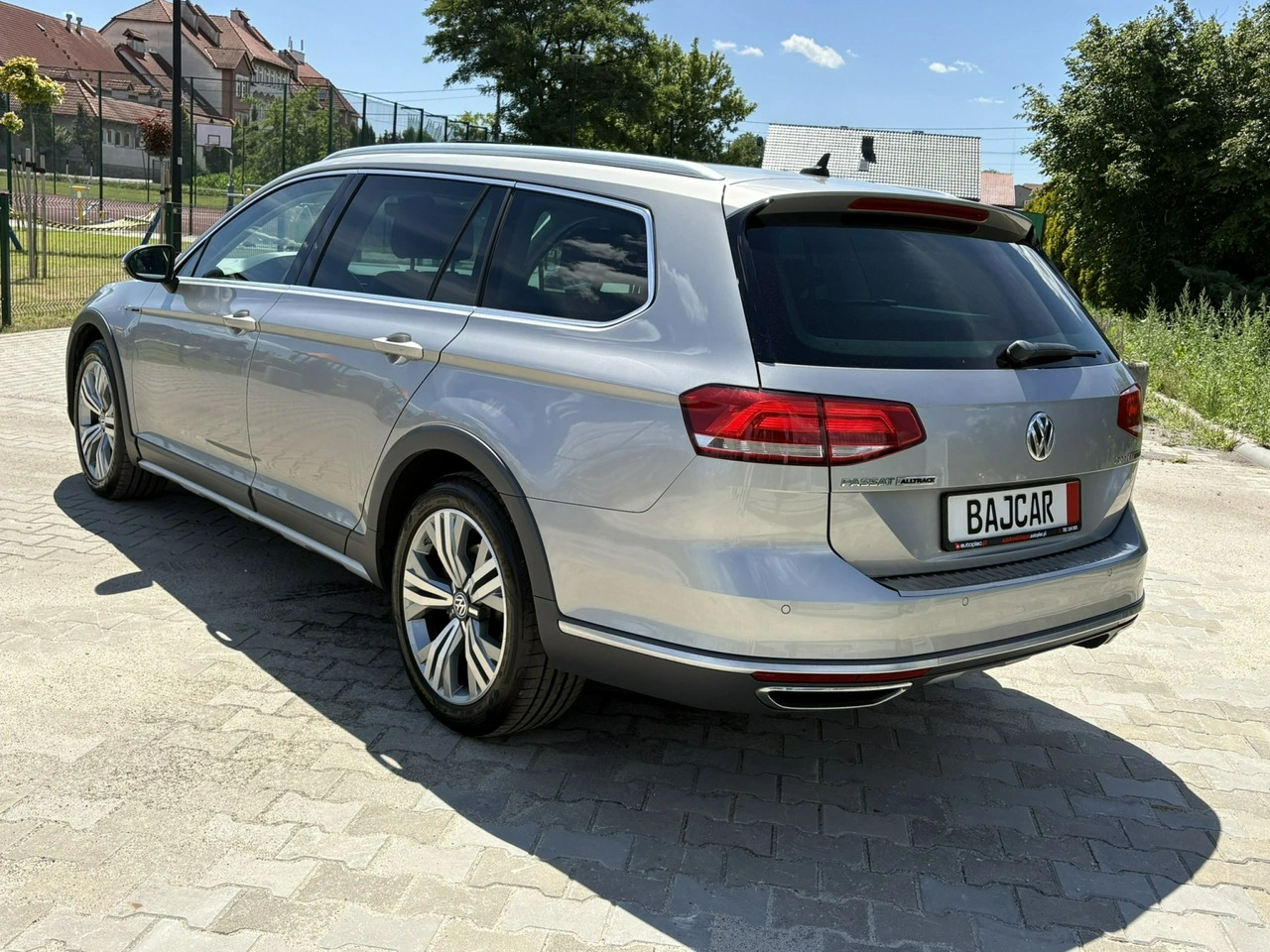 Volkswagen Passat Alltrack - Zdjęcie 4