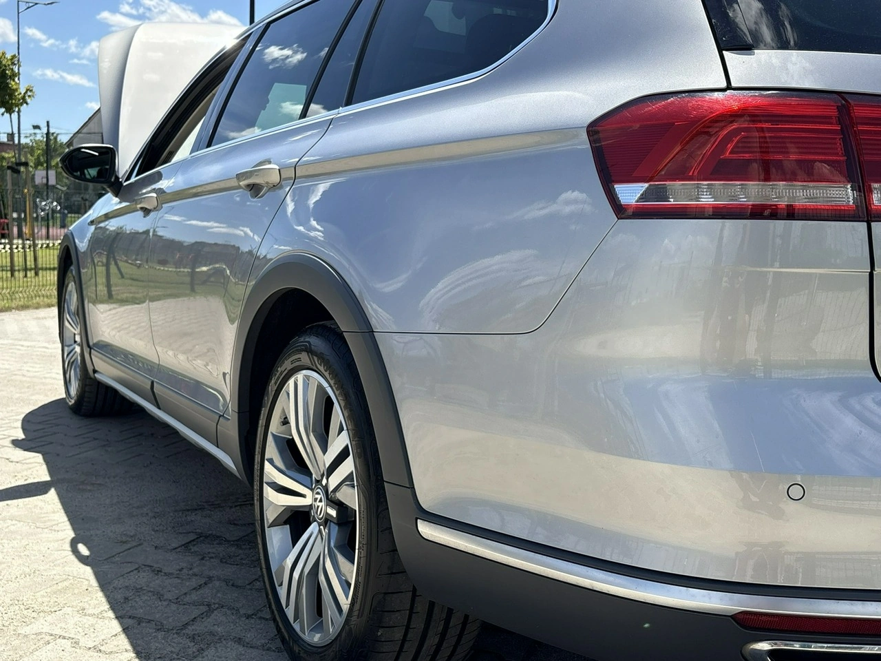 Volkswagen Passat Alltrack - Zdjęcie 38