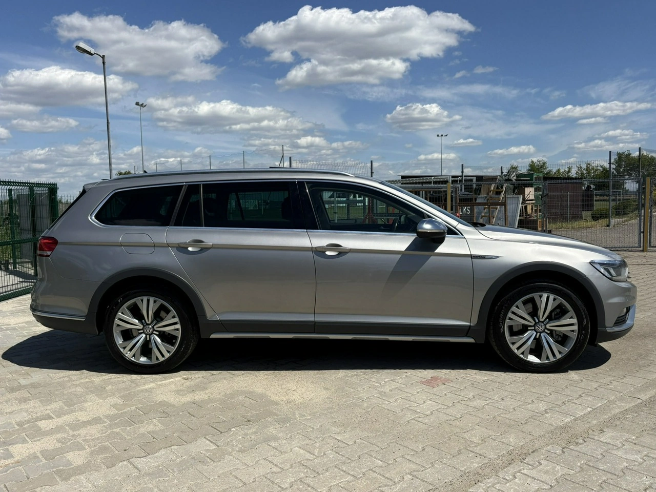 Volkswagen Passat Alltrack - Zdjęcie 6