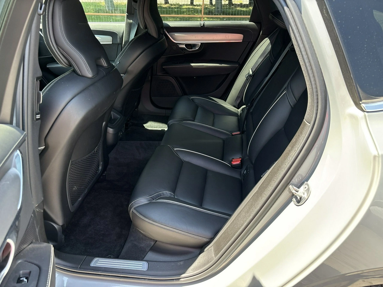 Volvo S90 - Zdjęcie 18