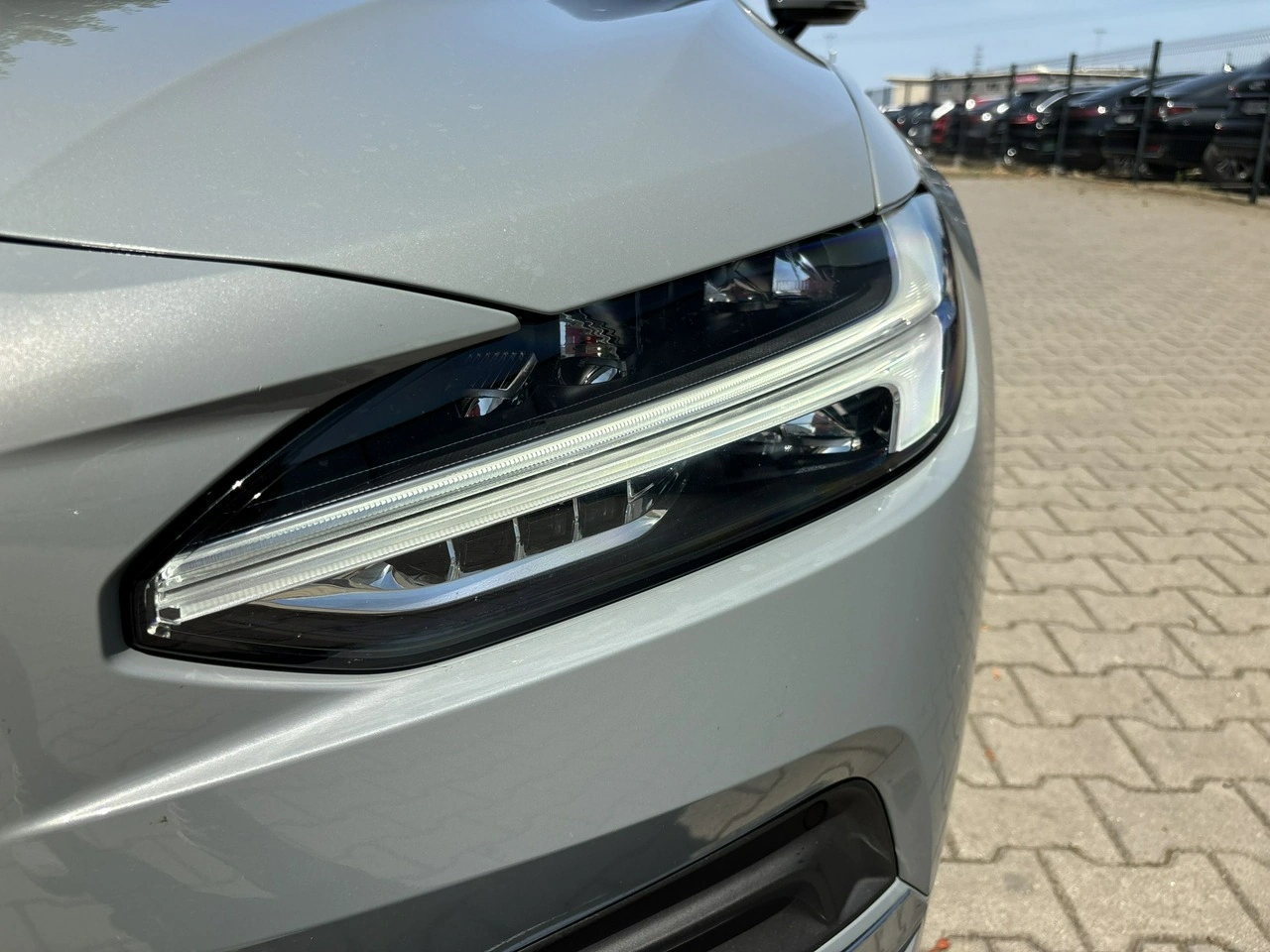 Volvo S90 - Zdjęcie 8