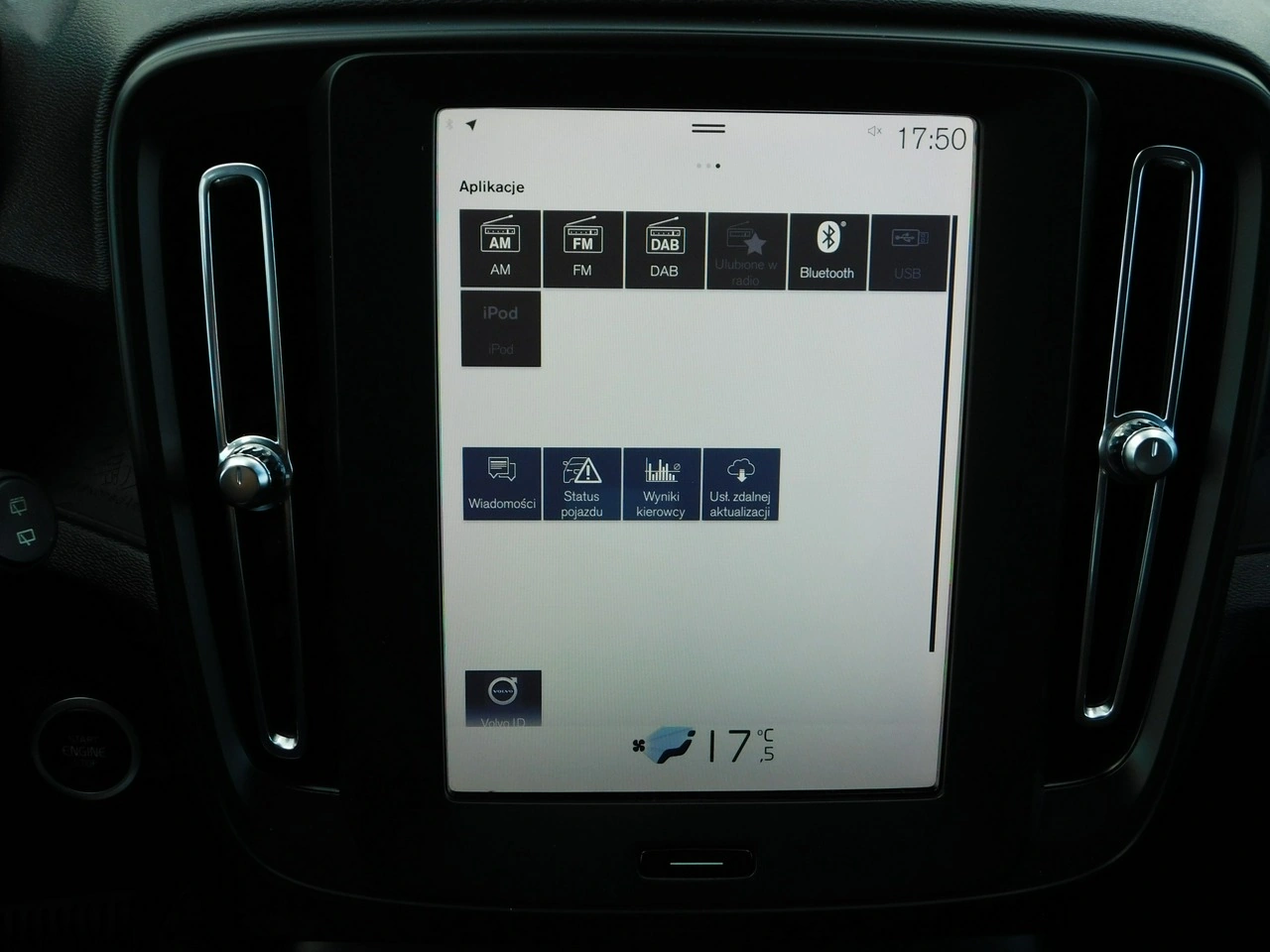 Volvo XC 40 - Zdjęcie 16