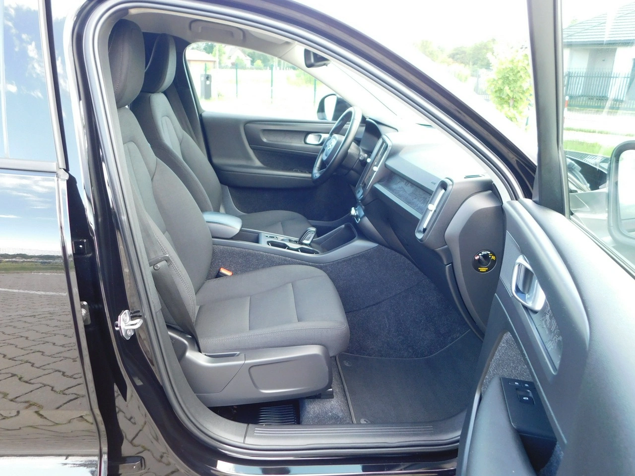 Volvo XC 40 - Zdjęcie 8
