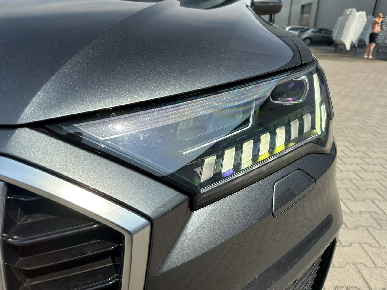 Audi Q7 - Zdjęcie 8