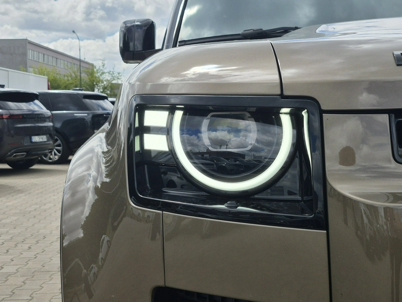 Land Rover Defender - Zdjęcie 12