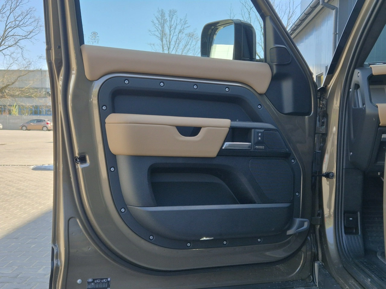 Land Rover Defender - Zdjęcie 18