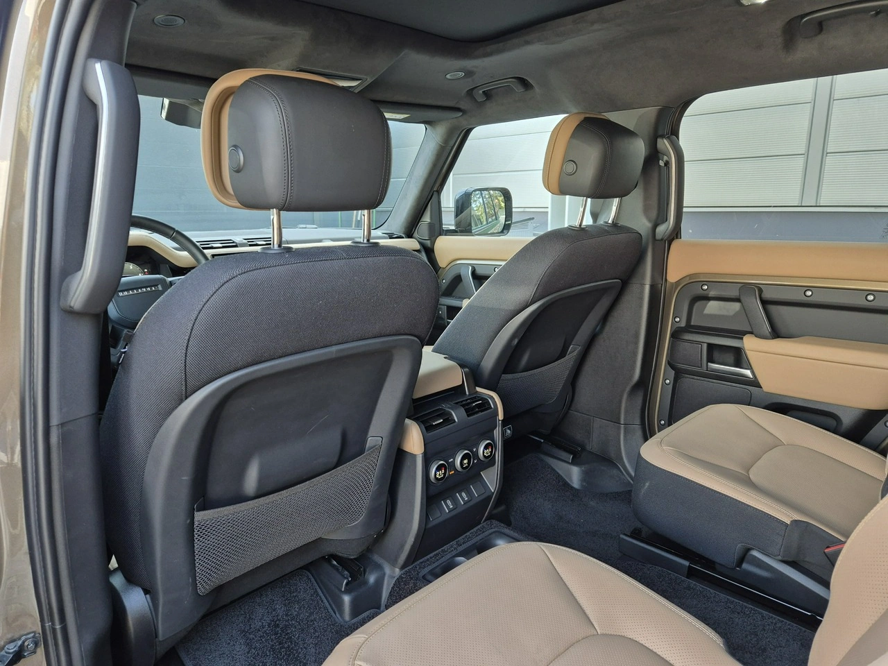Land Rover Defender - Zdjęcie 24