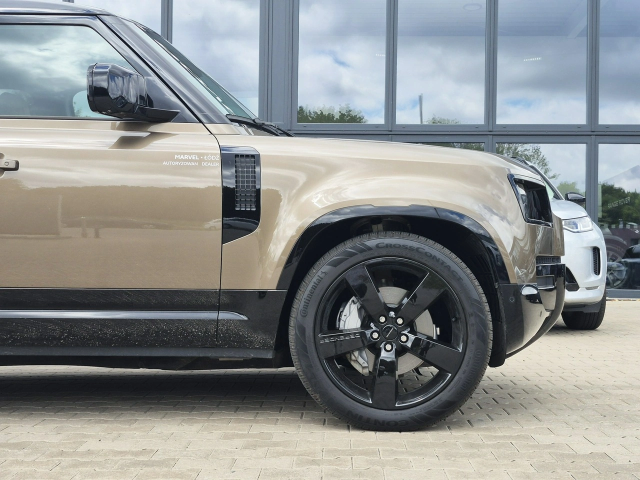 Land Rover Defender - Zdjęcie 7