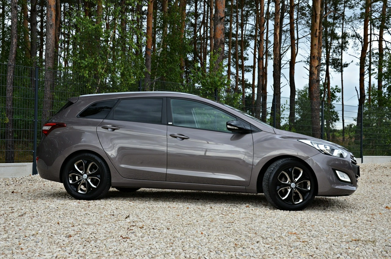 Hyundai i30 - Zdjęcie 17