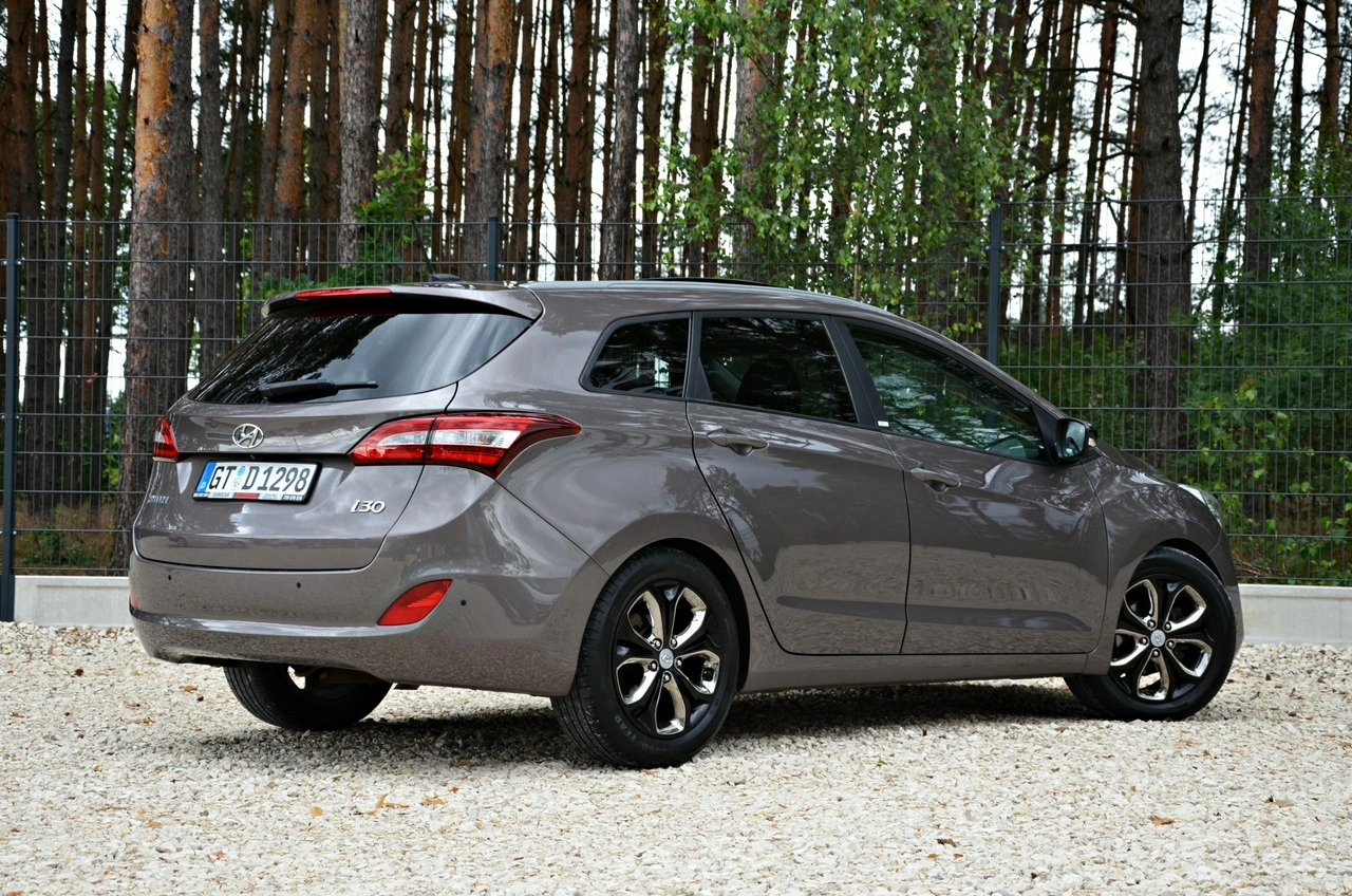 Hyundai i30 - Zdjęcie 22