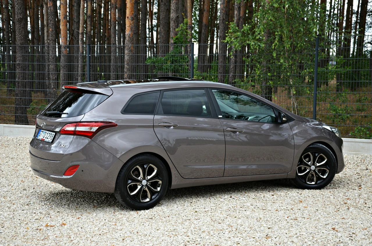 Hyundai i30 - Zdjęcie 23
