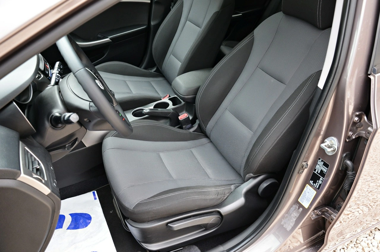 Hyundai i30 - Zdjęcie 30