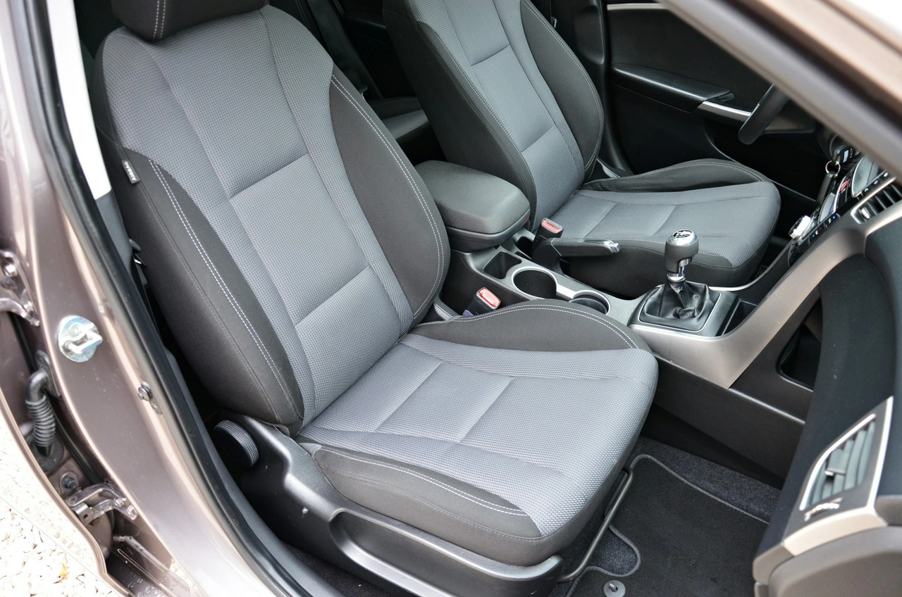 Hyundai i30 - Zdjęcie 39