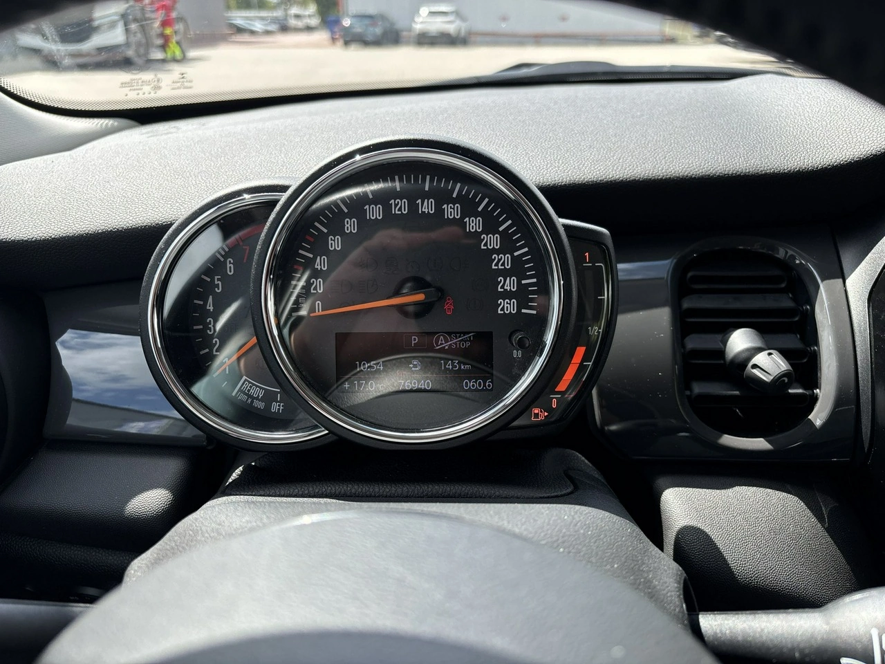 MINI ONE - Zdjęcie 21