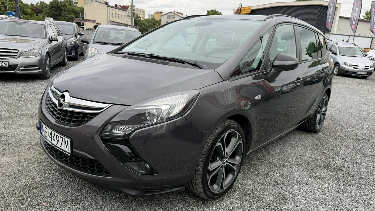 Opel Zafira - Zdjęcie 14