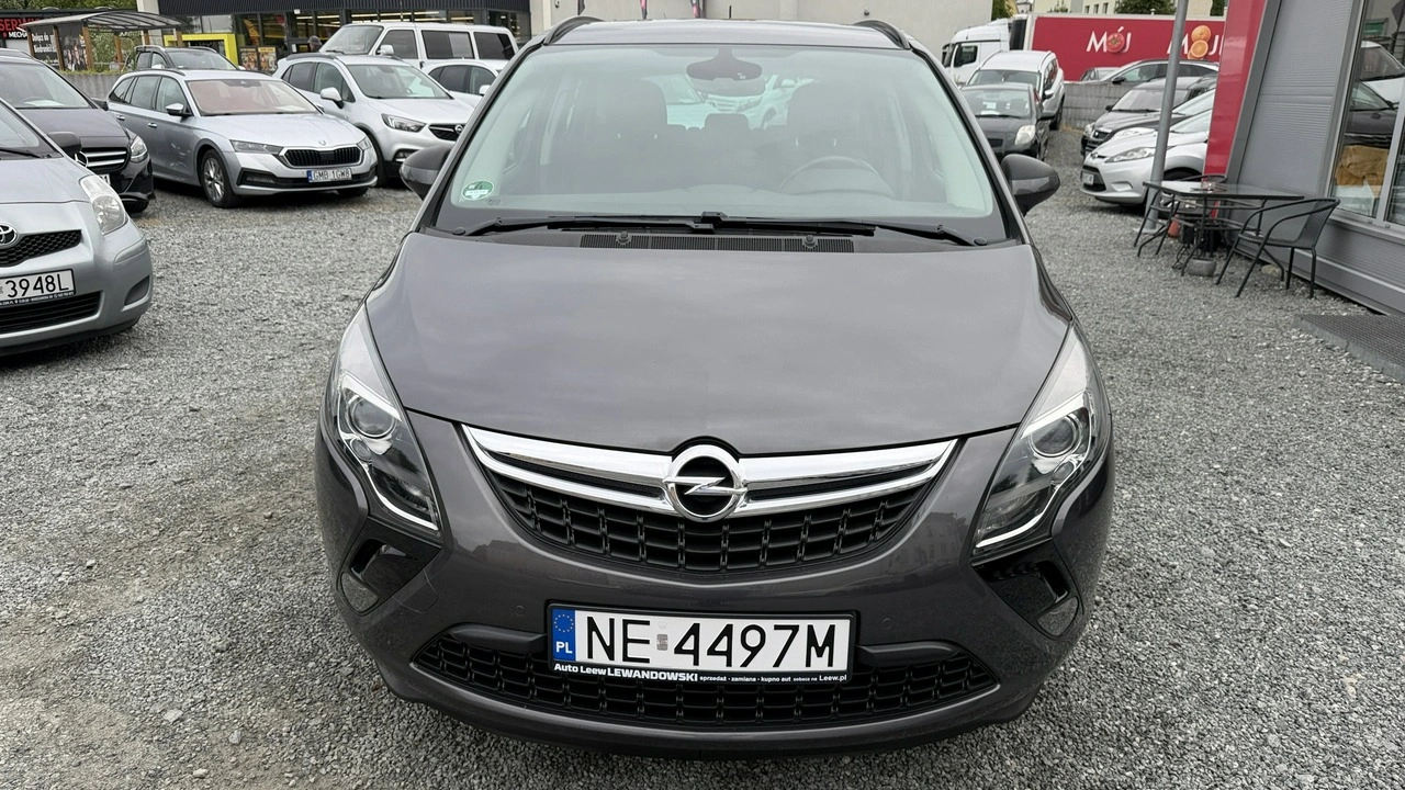 Opel Zafira - Zdjęcie 16