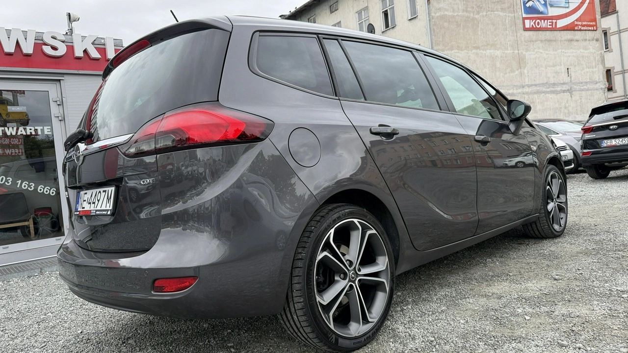 Opel Zafira - Zdjęcie 5