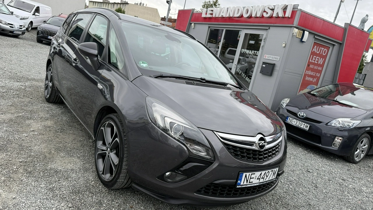 Opel Zafira - Główne zdjęcie