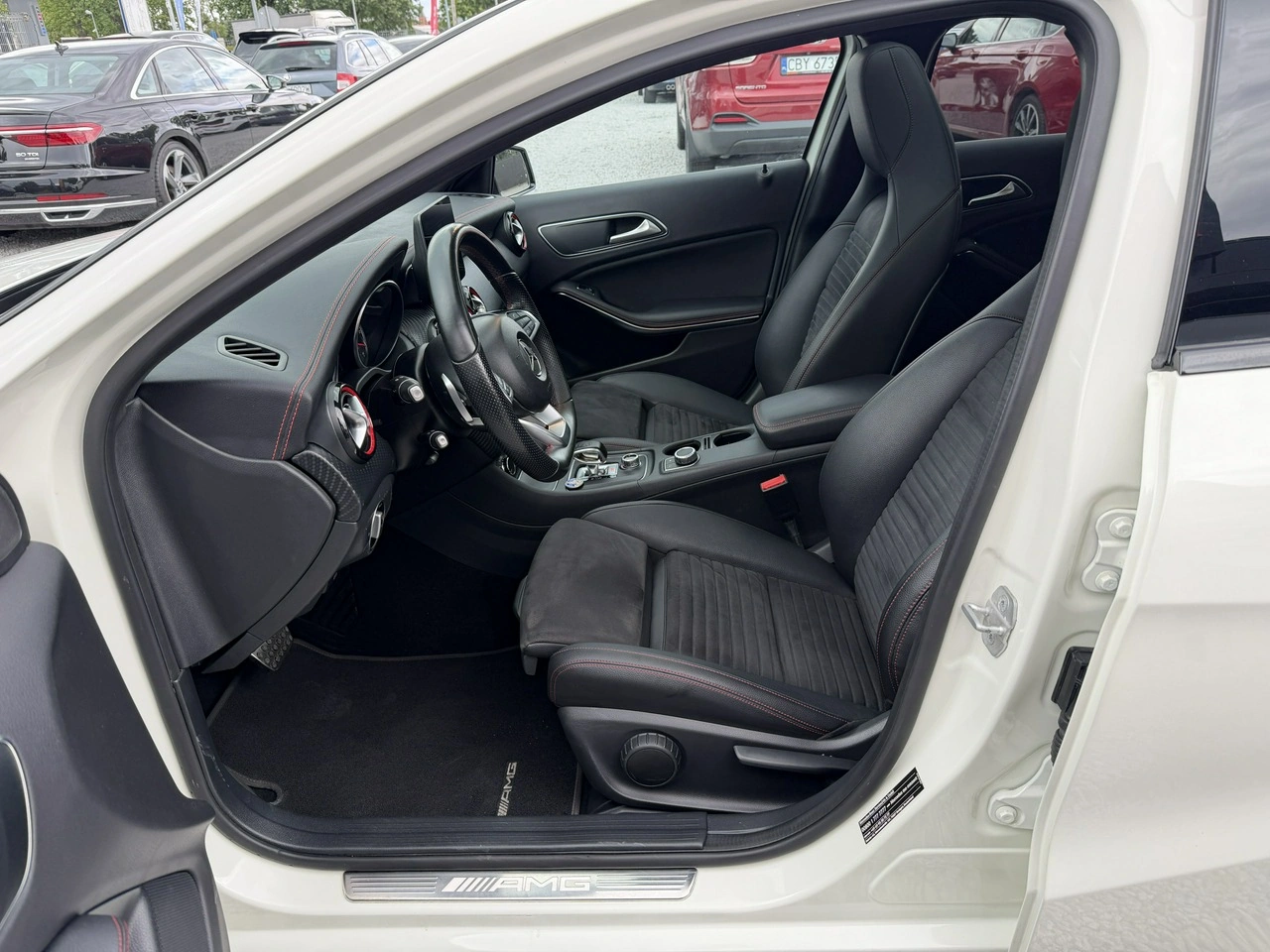 Mercedes A45 AMG - Zdjęcie 9