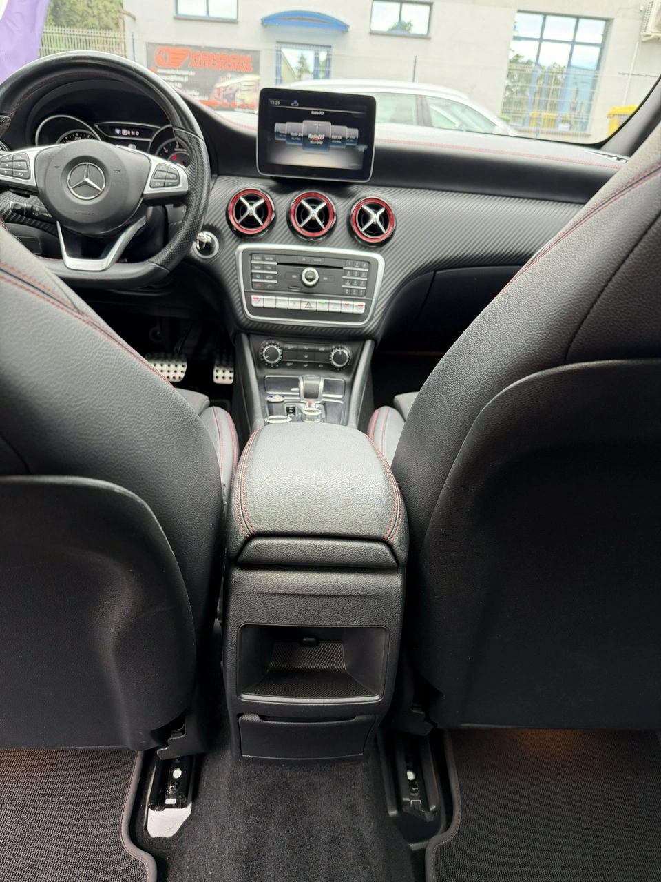 Mercedes A45 AMG - Zdjęcie 31