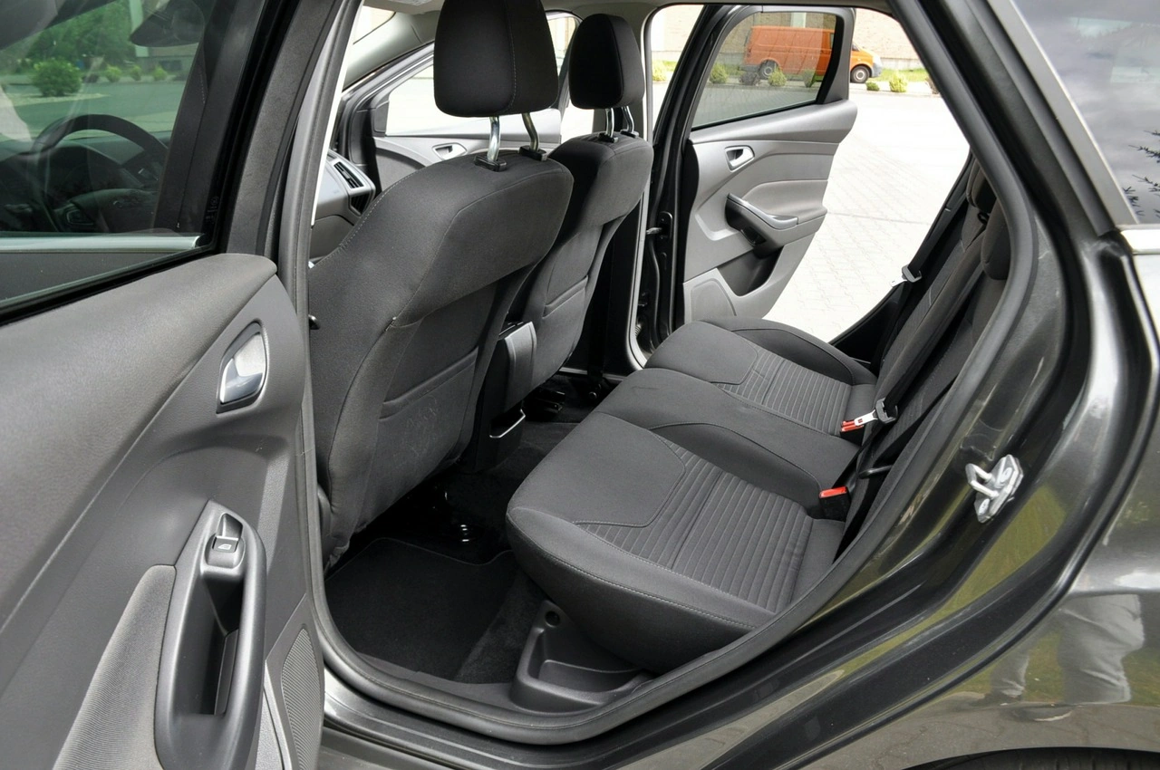 Ford Focus - Zdjęcie 19