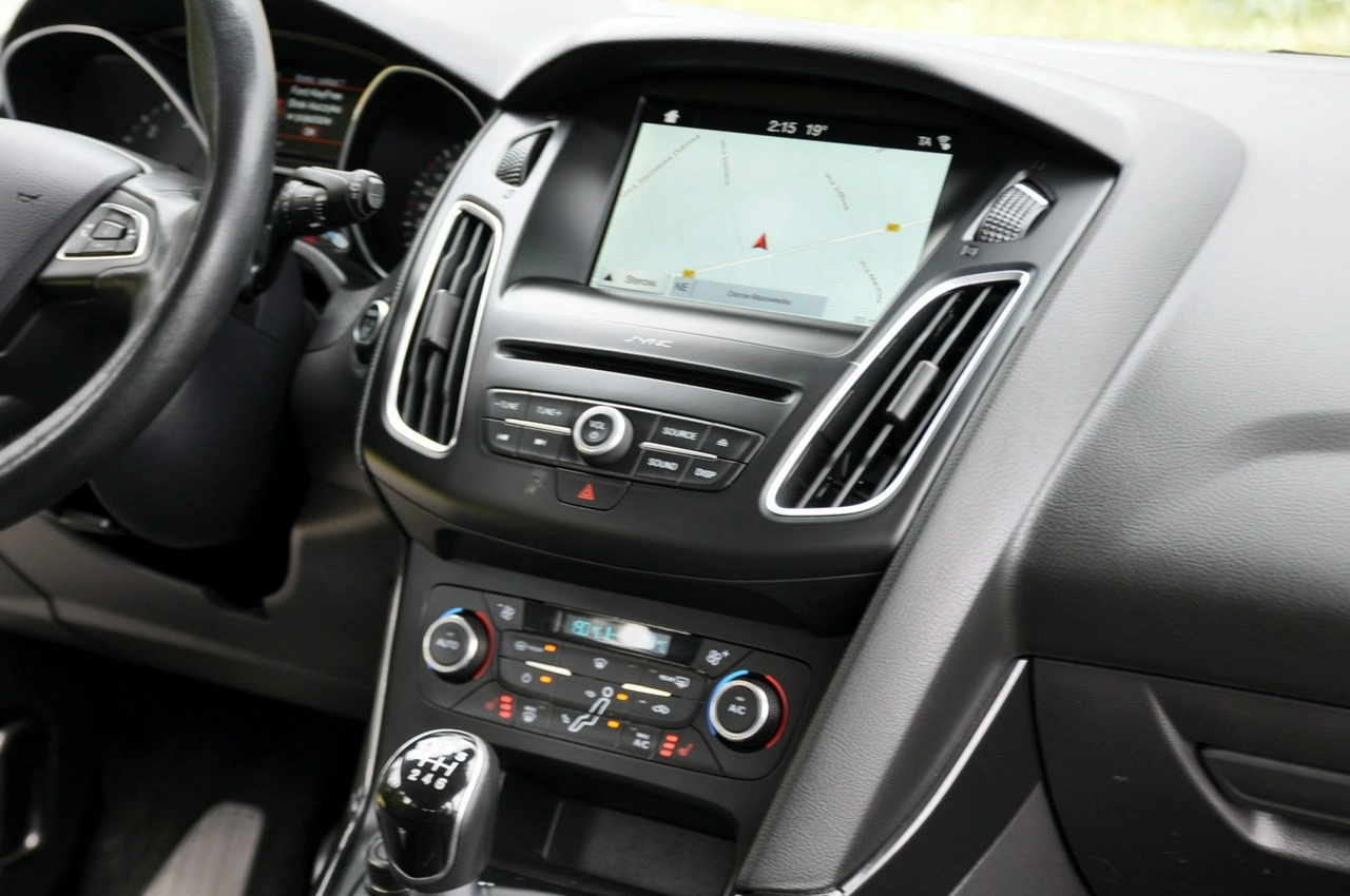 Ford Focus - Zdjęcie 25