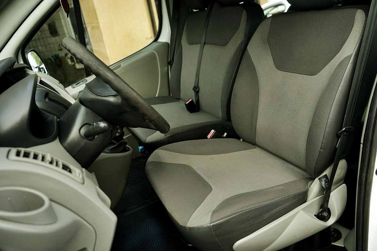 Renault Trafic - Zdjęcie 14