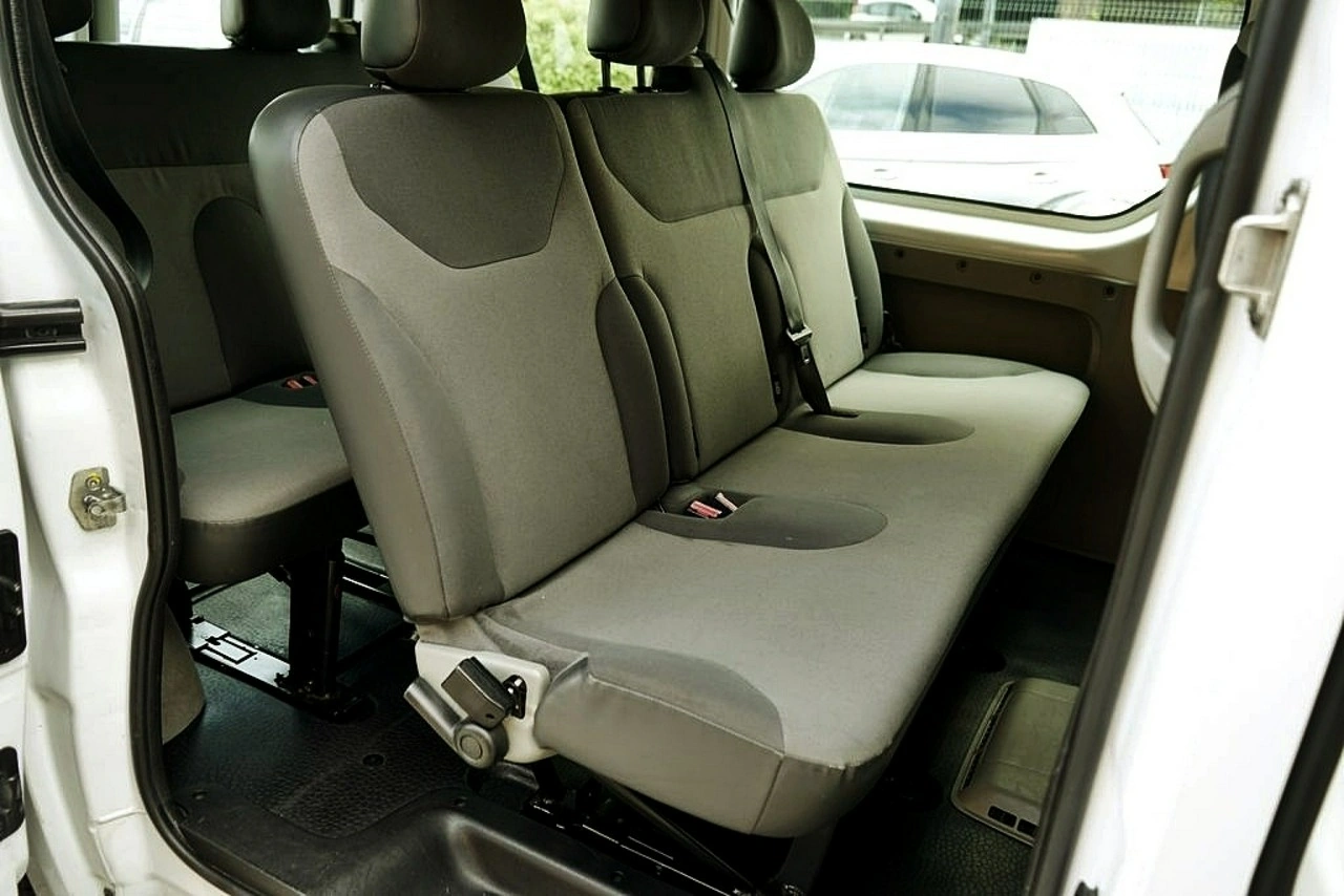 Renault Trafic - Zdjęcie 16