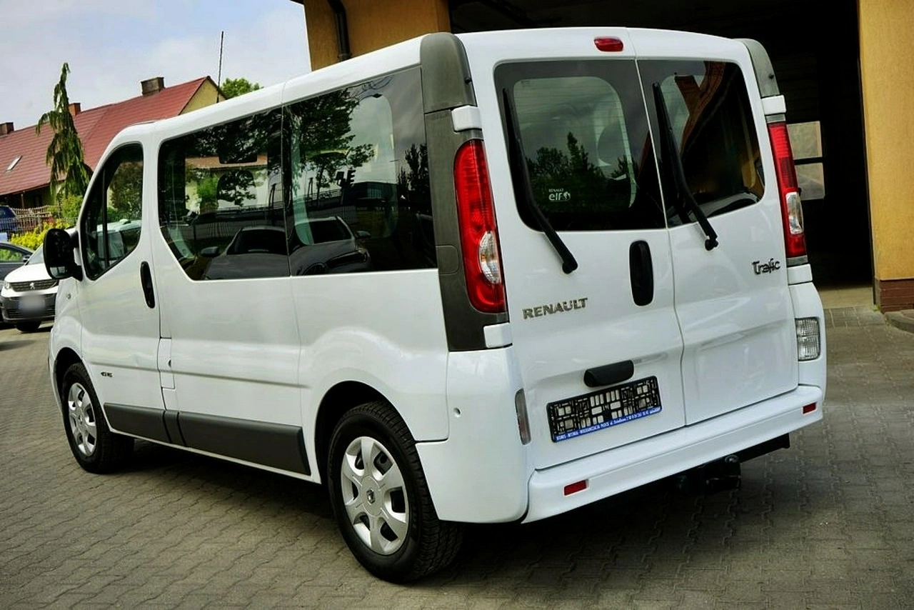 Renault Trafic - Zdjęcie 2