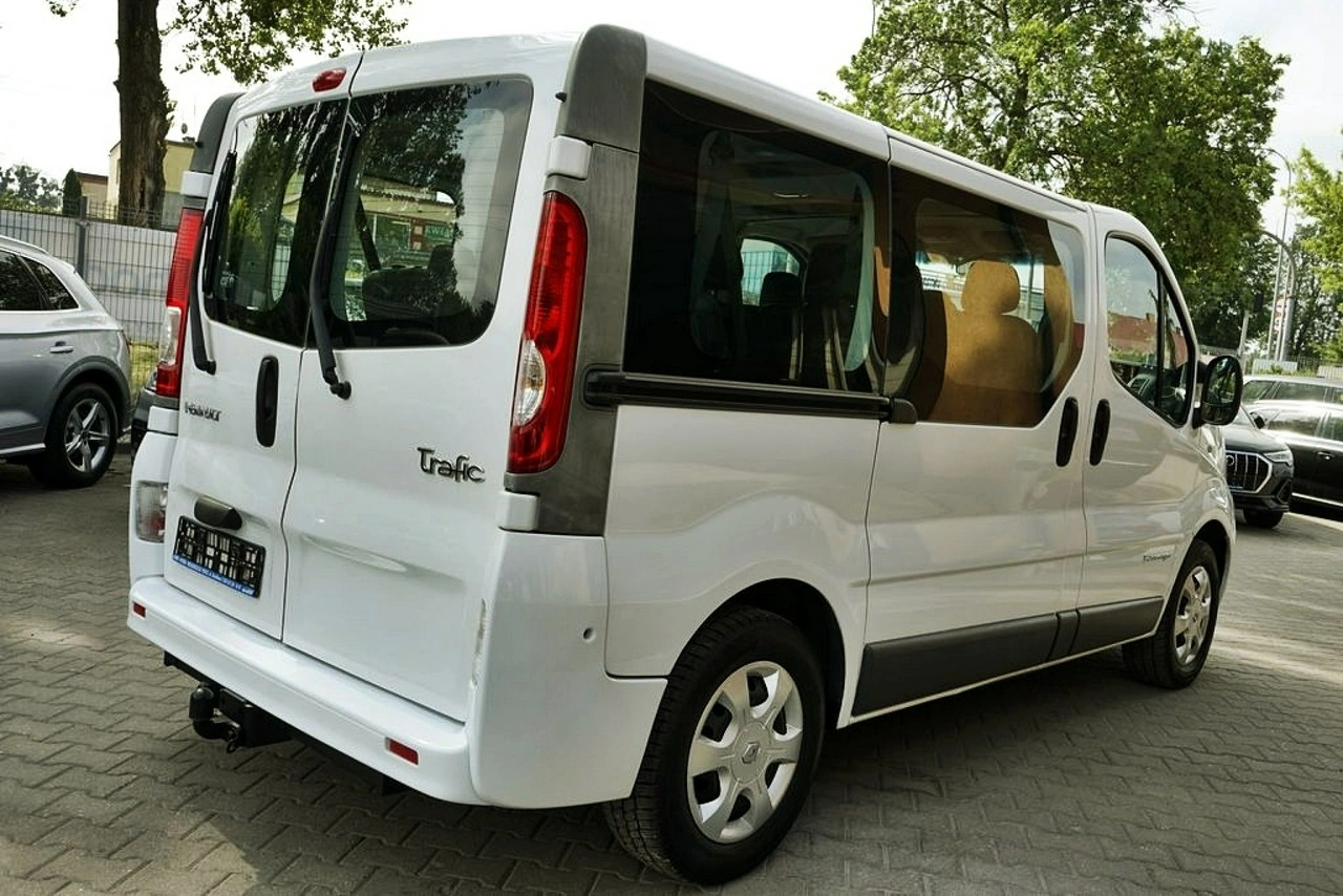 Renault Trafic - Zdjęcie 4