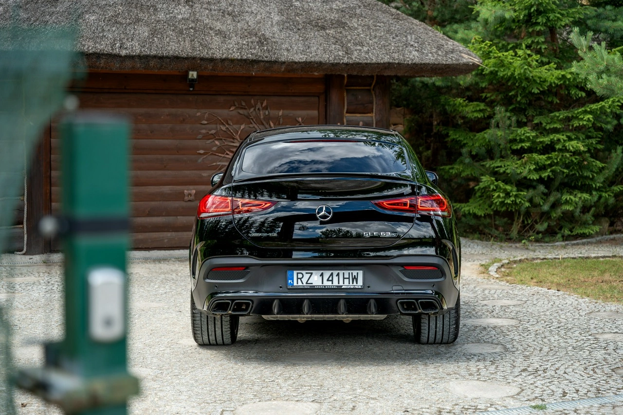 Mercedes GLE 63 AMG - Zdjęcie 14