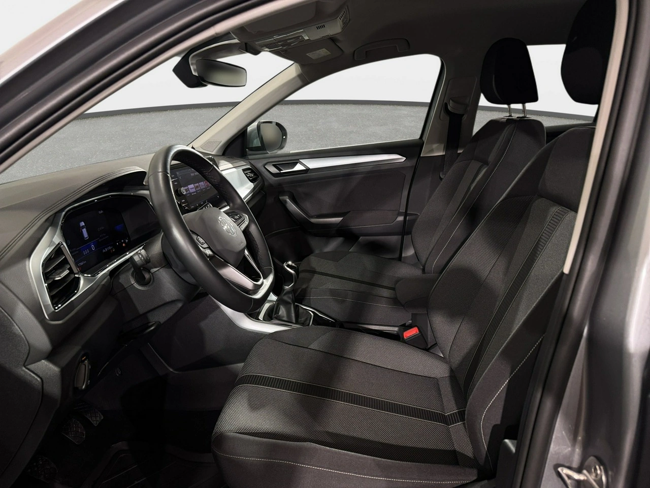 Volkswagen T-Roc - Zdjęcie 11