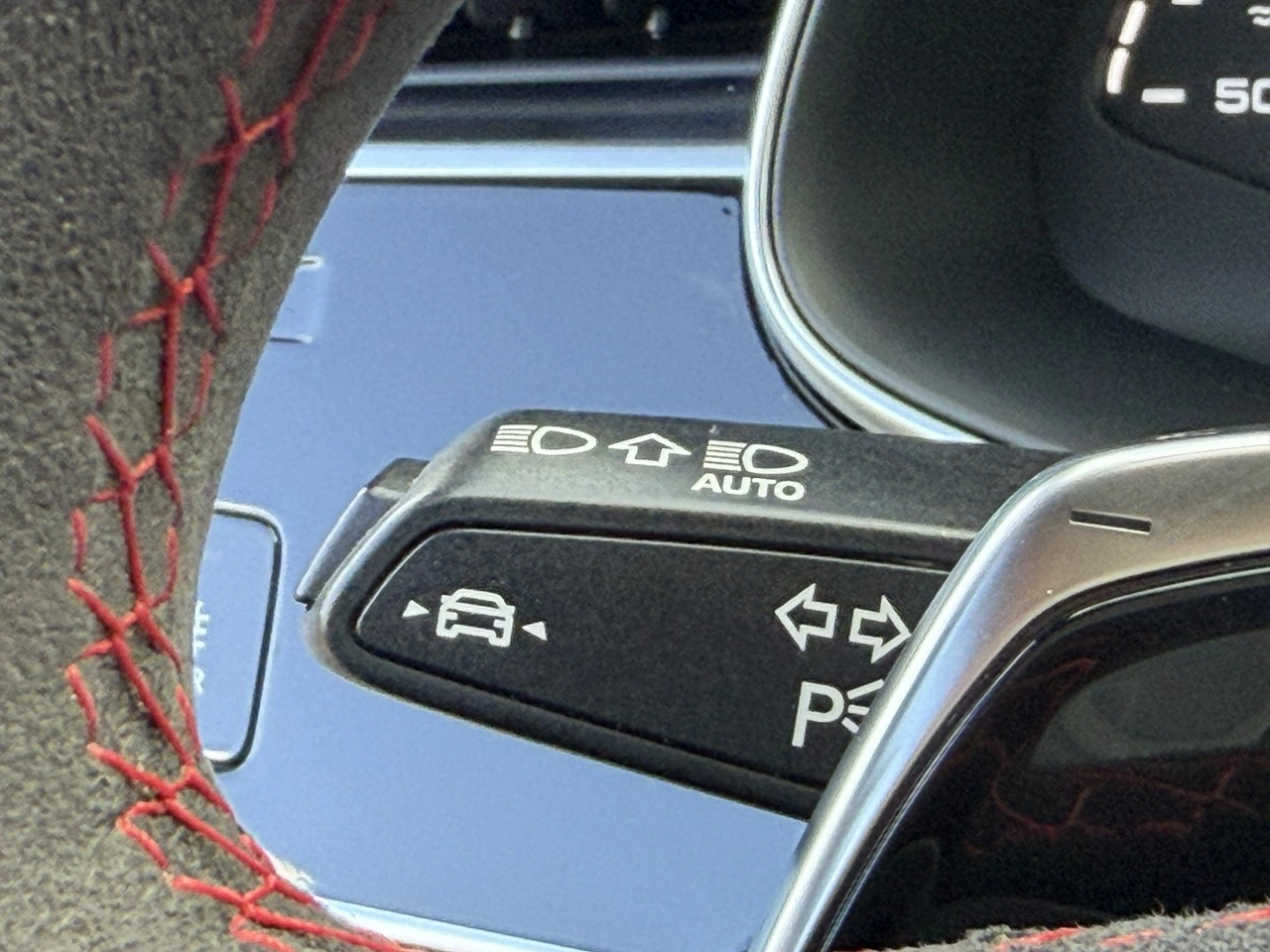 Audi RS Q8 - Zdjęcie 23