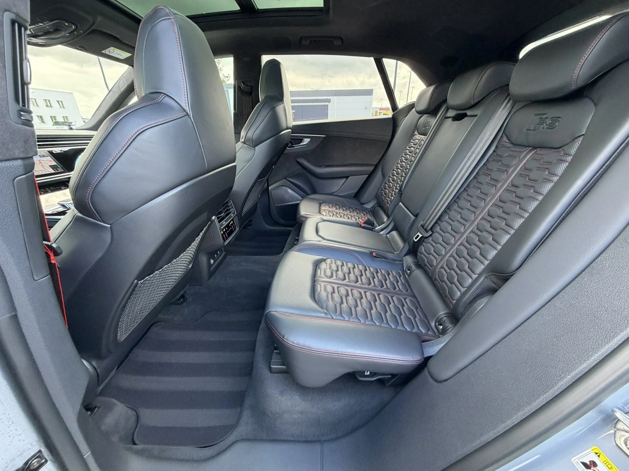 Audi RS Q8 - Zdjęcie 30