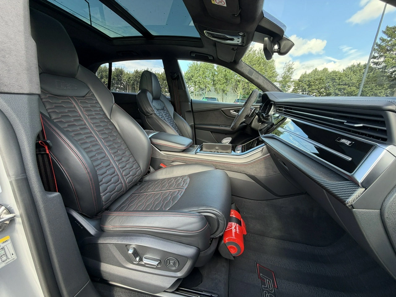 Audi RS Q8 - Zdjęcie 34